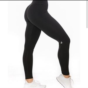 P'tula black Taylor legging